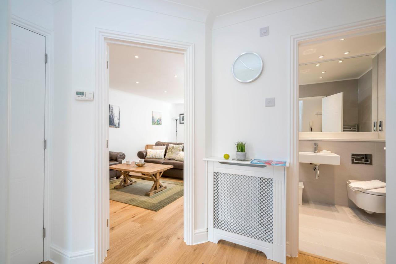 Splendid Apartment Near Vauxhall Tube ลอนดอน ภายนอก รูปภาพ