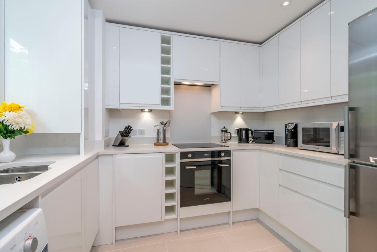 Splendid Apartment Near Vauxhall Tube ลอนดอน ภายนอก รูปภาพ