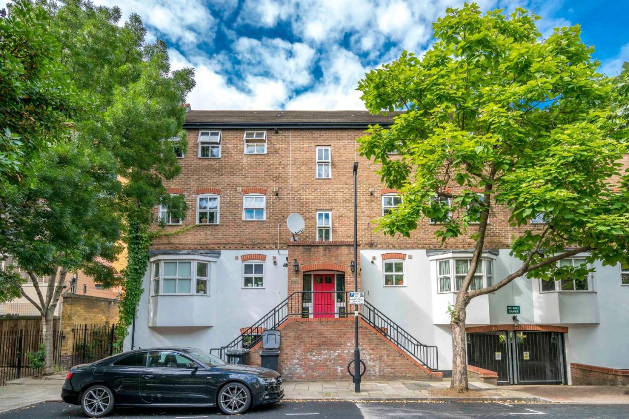 Splendid Apartment Near Vauxhall Tube ลอนดอน ภายนอก รูปภาพ
