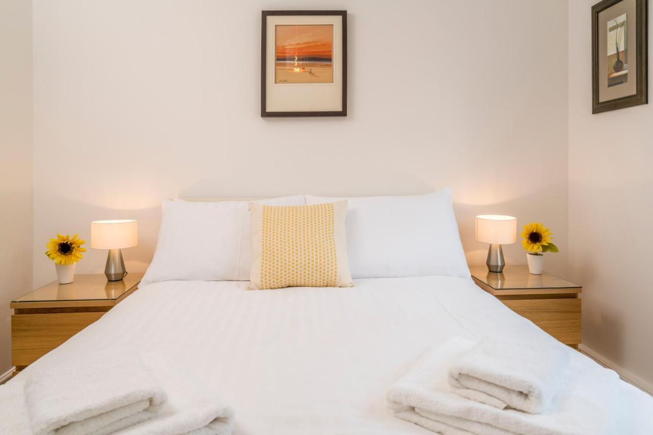 Splendid Apartment Near Vauxhall Tube ลอนดอน ภายนอก รูปภาพ